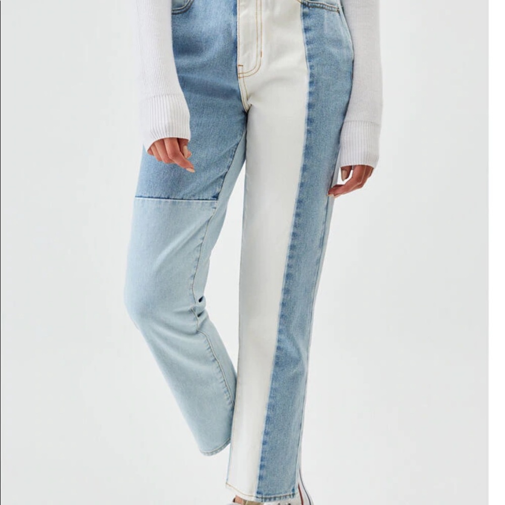 PacSun Hopper Patch Mom Jeans